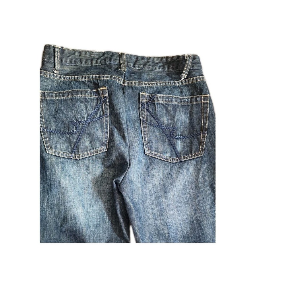 Kenneth Cole JEANS Men's 32‎ X30 Dark Wash Denim With Fading. Model Is 5.8"150 - Picture 8 of 11